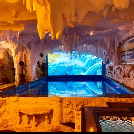 Bali Colosseum 4*