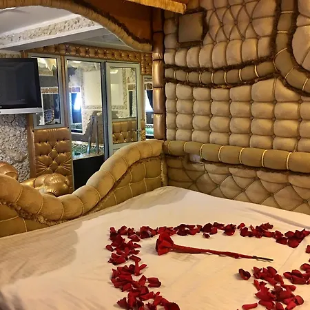 Bali Colosseum 4* Belgrad