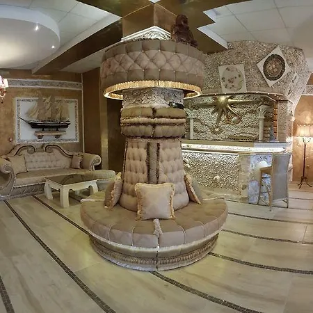 Bali Colosseum Hotel 4*